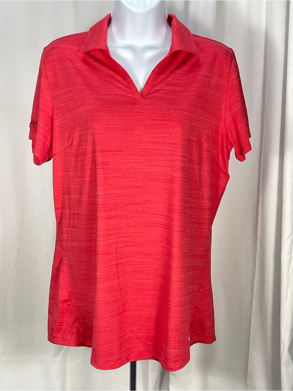 Puma Teaberry colored Polo-Style Short Sleeve Top Sz L. Has a logo on R sleeve